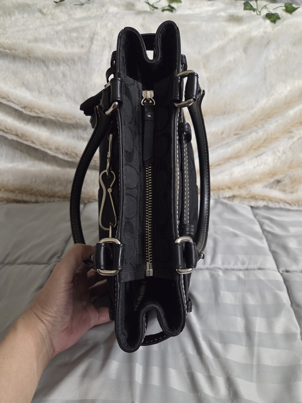 Coach Hampton Black Signature Canvas Satchel - Picture 8 of 13
